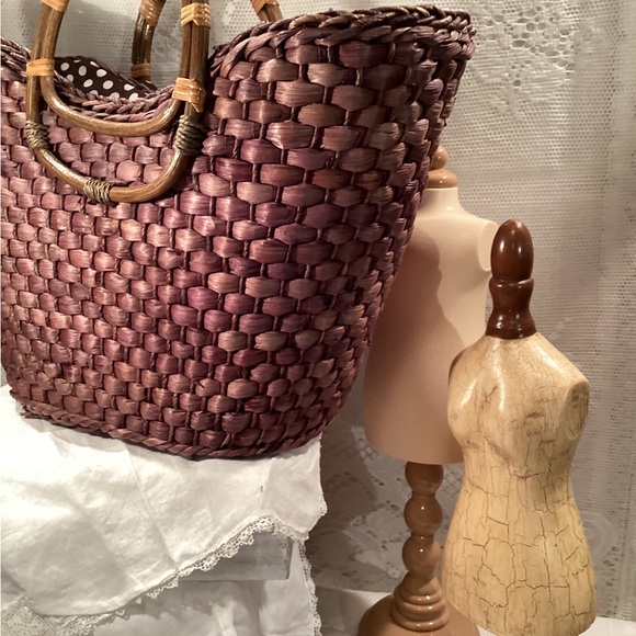 Straw Studios Woven Beach Tote Scalloped Top Sand Cover, Lined,Rattan Handle Lg - Picture 6 of 16